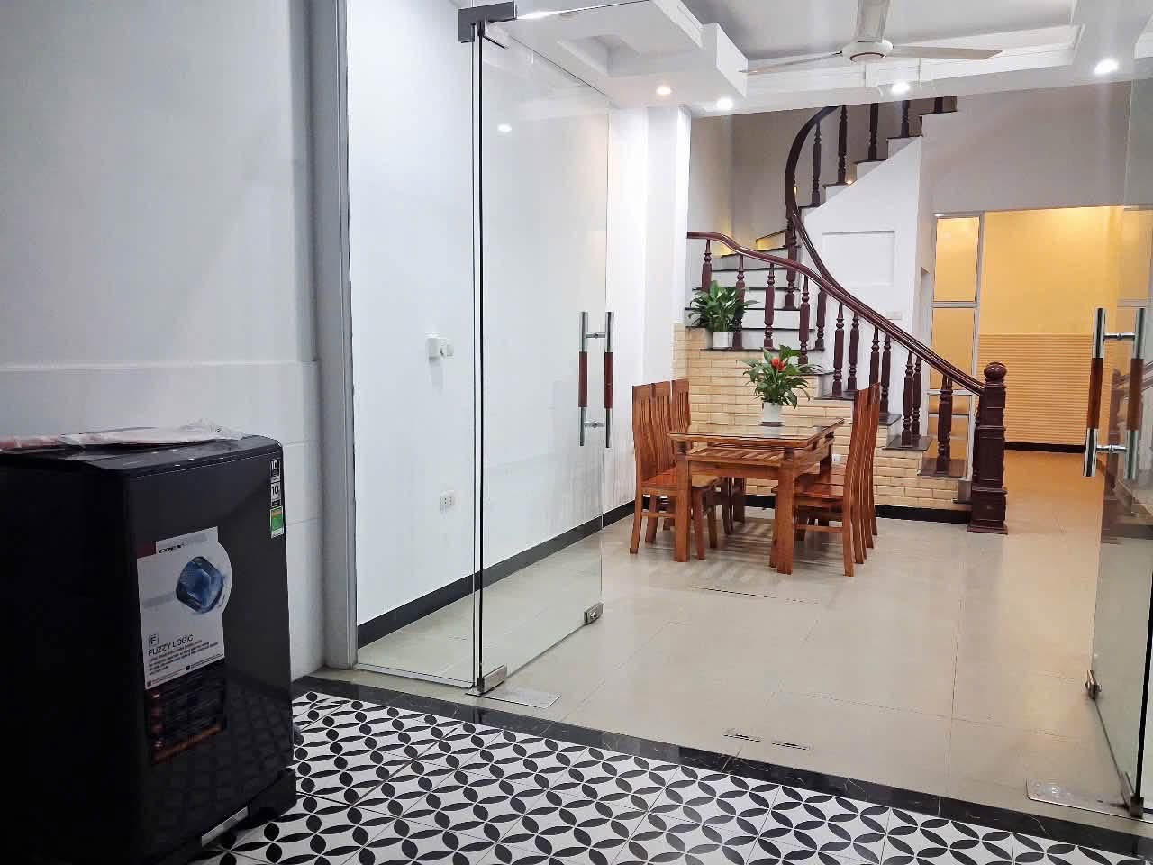 Cho thuê nhà Hoàng Văn Thái, Thanh Xuân - 50m² - 11 Triệu/Tháng