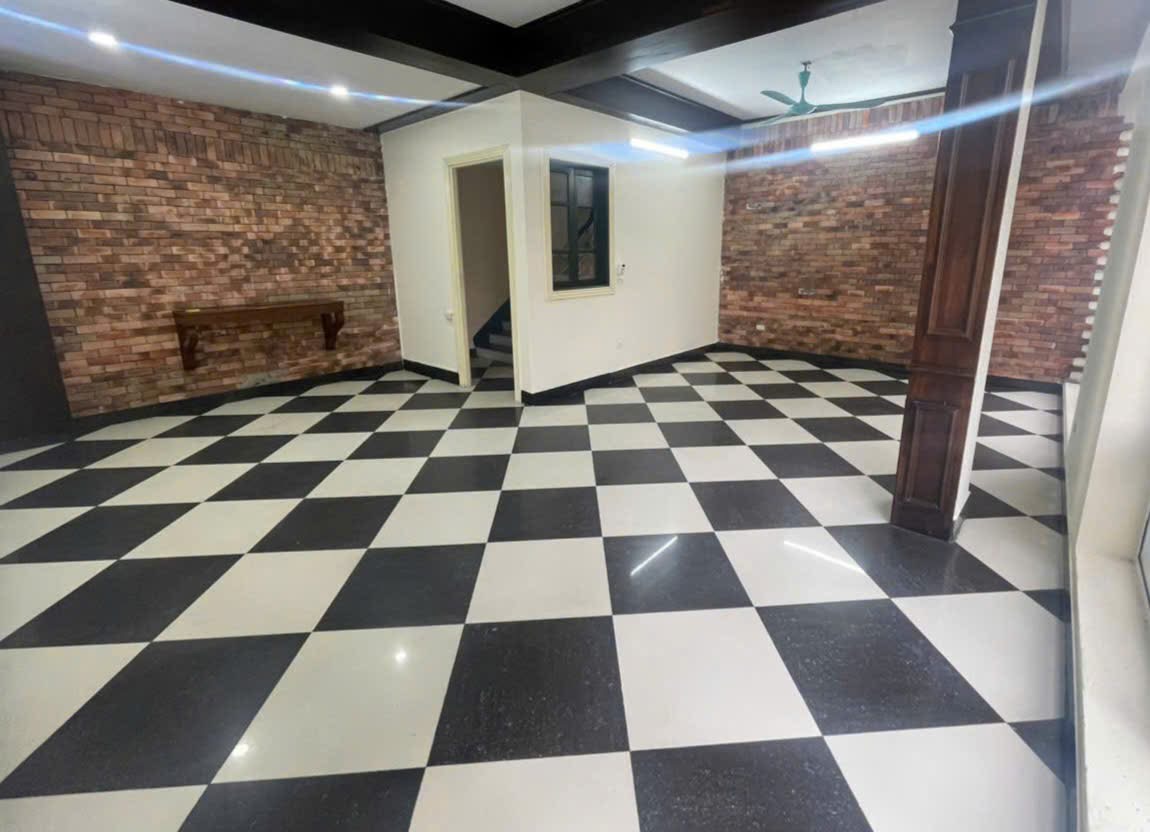 Cho thuê nguyên căn Hoàng Hoa Thám, Ba Đình - 55m² - 25 Triệu