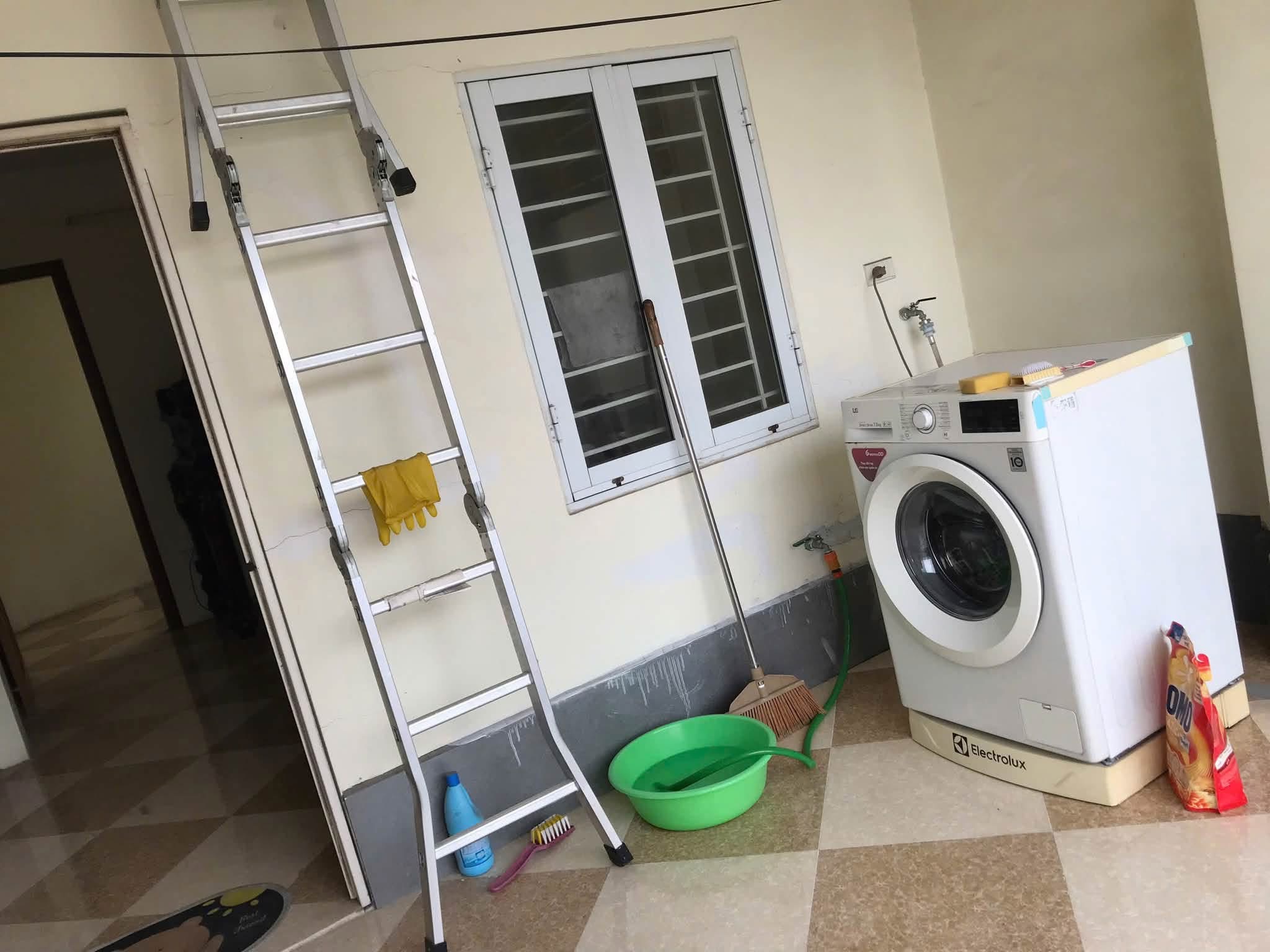 Cho thuê nhà 5 tầng tại Dịch Vọng Hậu, Cầu Giấy - 38m² - 16 Triệu/Tháng