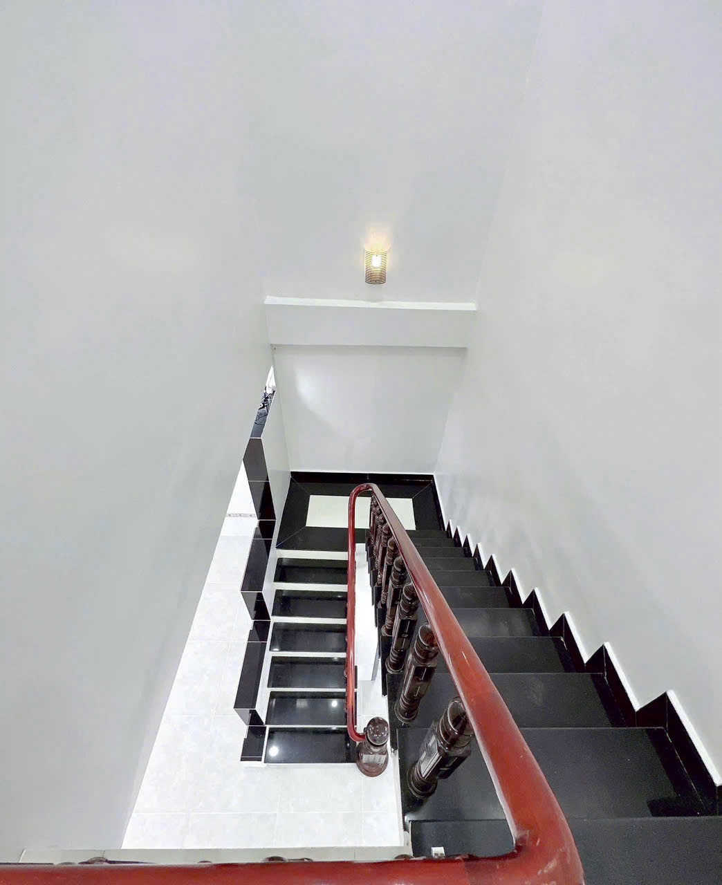 Cho thuê nhà trệt lầu KDC Hồng Phát, An Bình - 10 Triệu/tháng