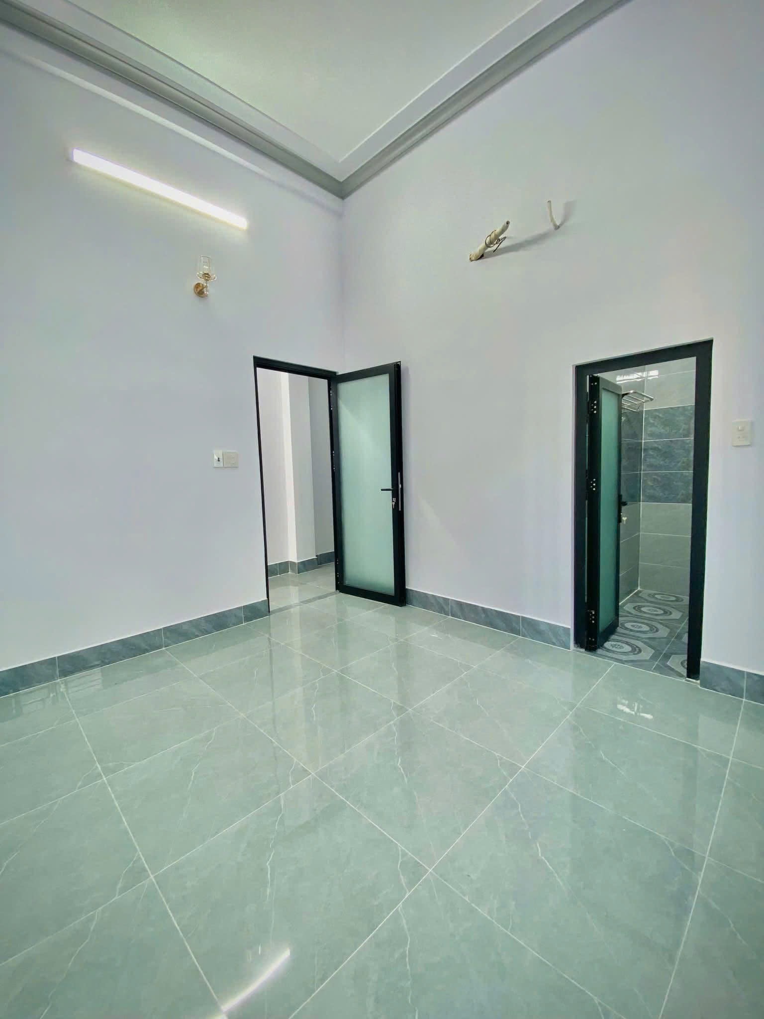 Bán nhà 1 trệt 2 lầu Ngô Thì Nhậm, Tân An, Cần Thơ - 5.5 Tỷ