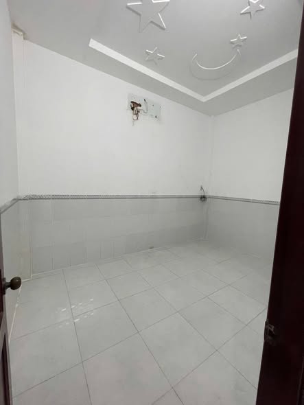 Cho thuê nhà nguyên căn hẻm 9 Phạm Ngọc Hưng, Cái Khế - 5 Triệu/Tháng