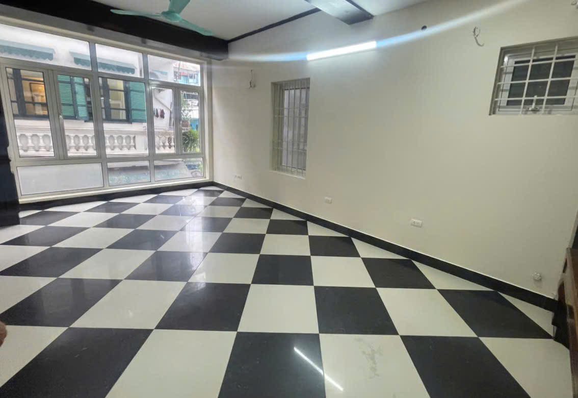 Cho thuê nguyên căn Hoàng Hoa Thám, Ba Đình - 55m² - 25 Triệu
