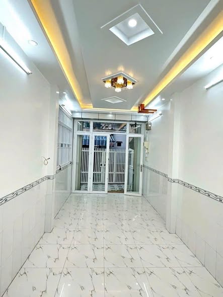 Cho thuê nhà trệt 2 lầu hẻm Quang Trung, Ninh Kiều - 6.5 triệu/tháng