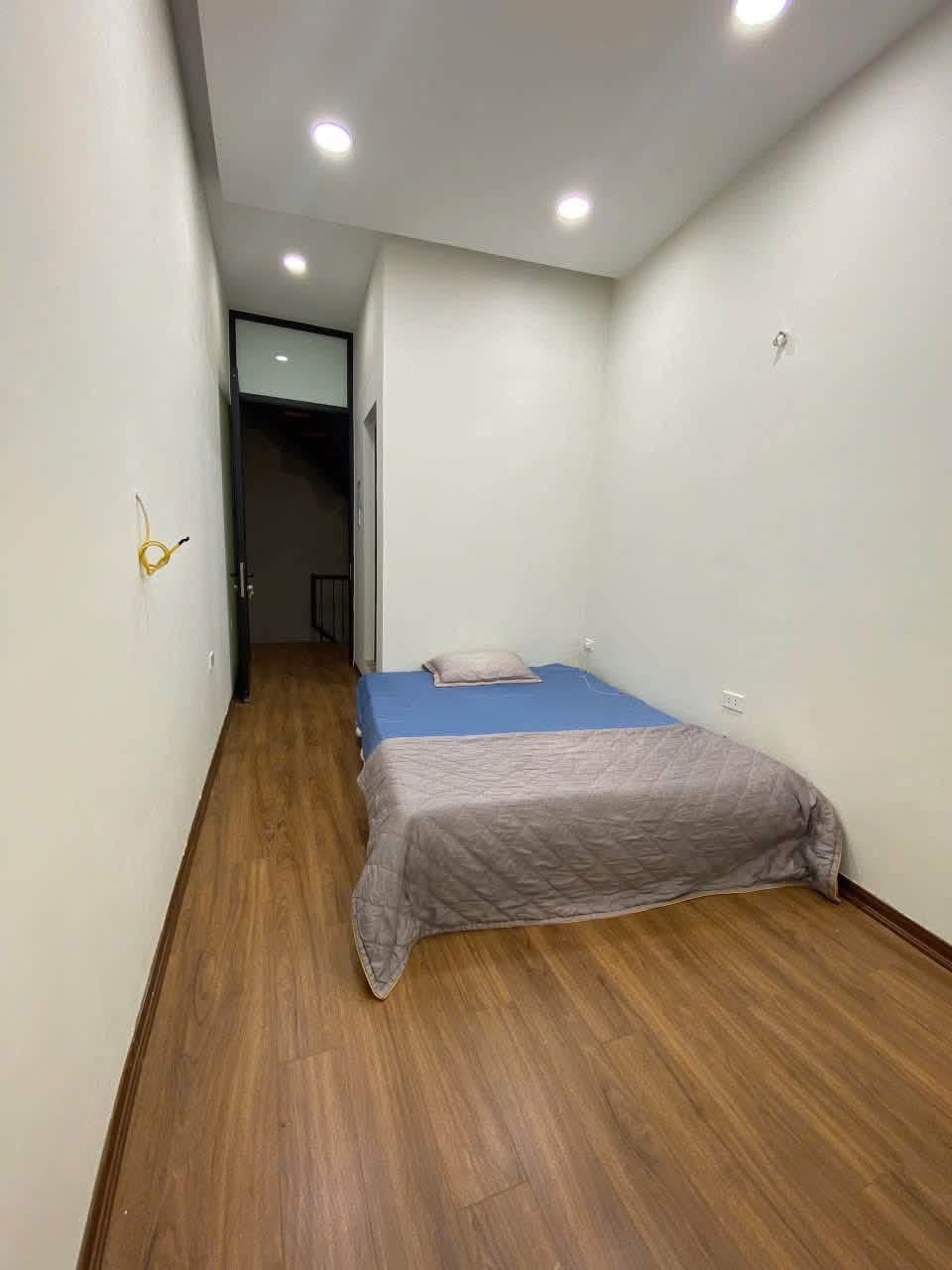 Cho thuê nhà mặt ngõ Kim Mã, Ba Đình, 25m², 5 tầng - 14 triệu/tháng