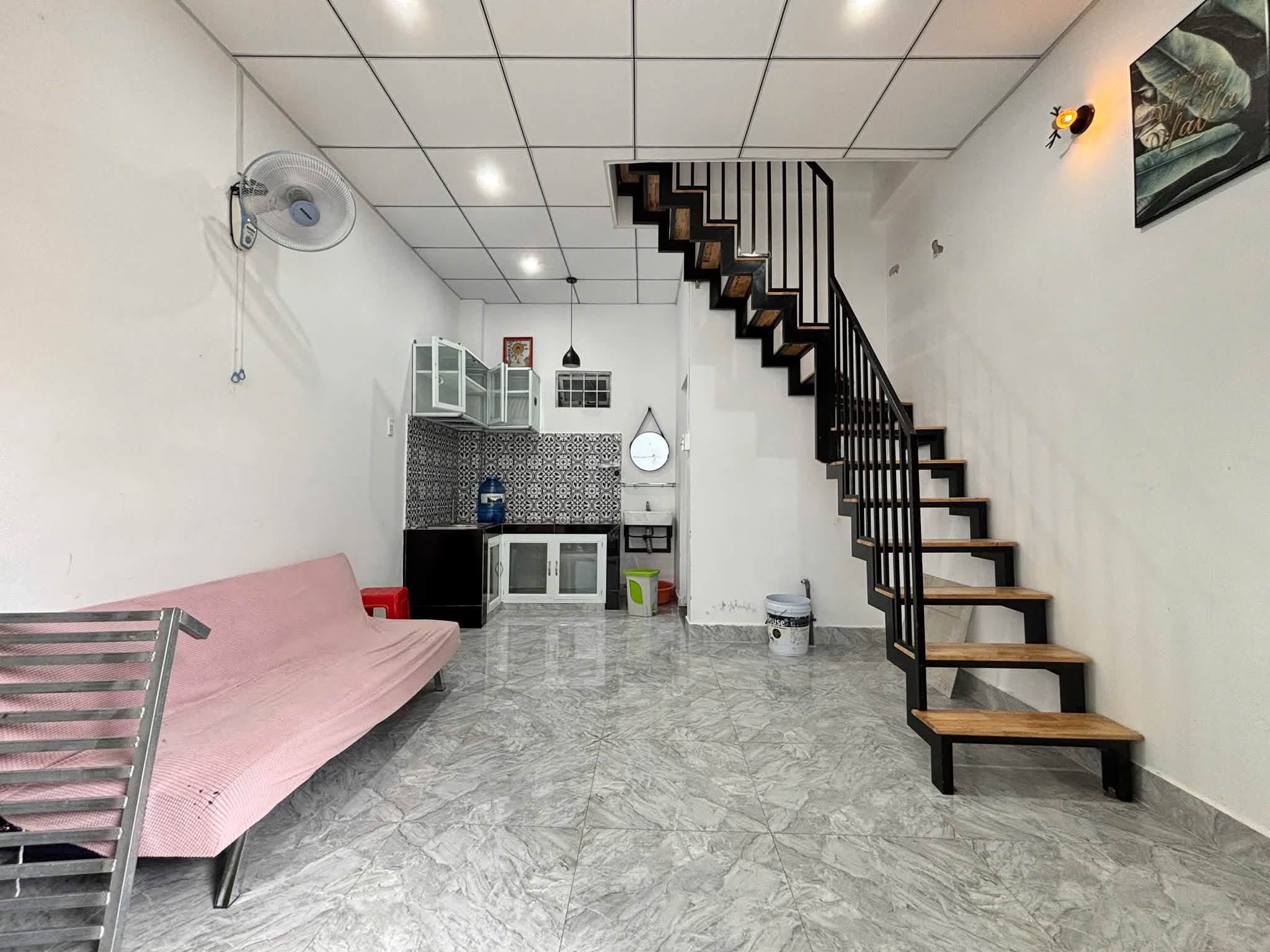Cho thuê nhà nguyên căn hẻm 127 Nguyễn Trường Tộ - 30m² - 3.2 Triệu/Tháng