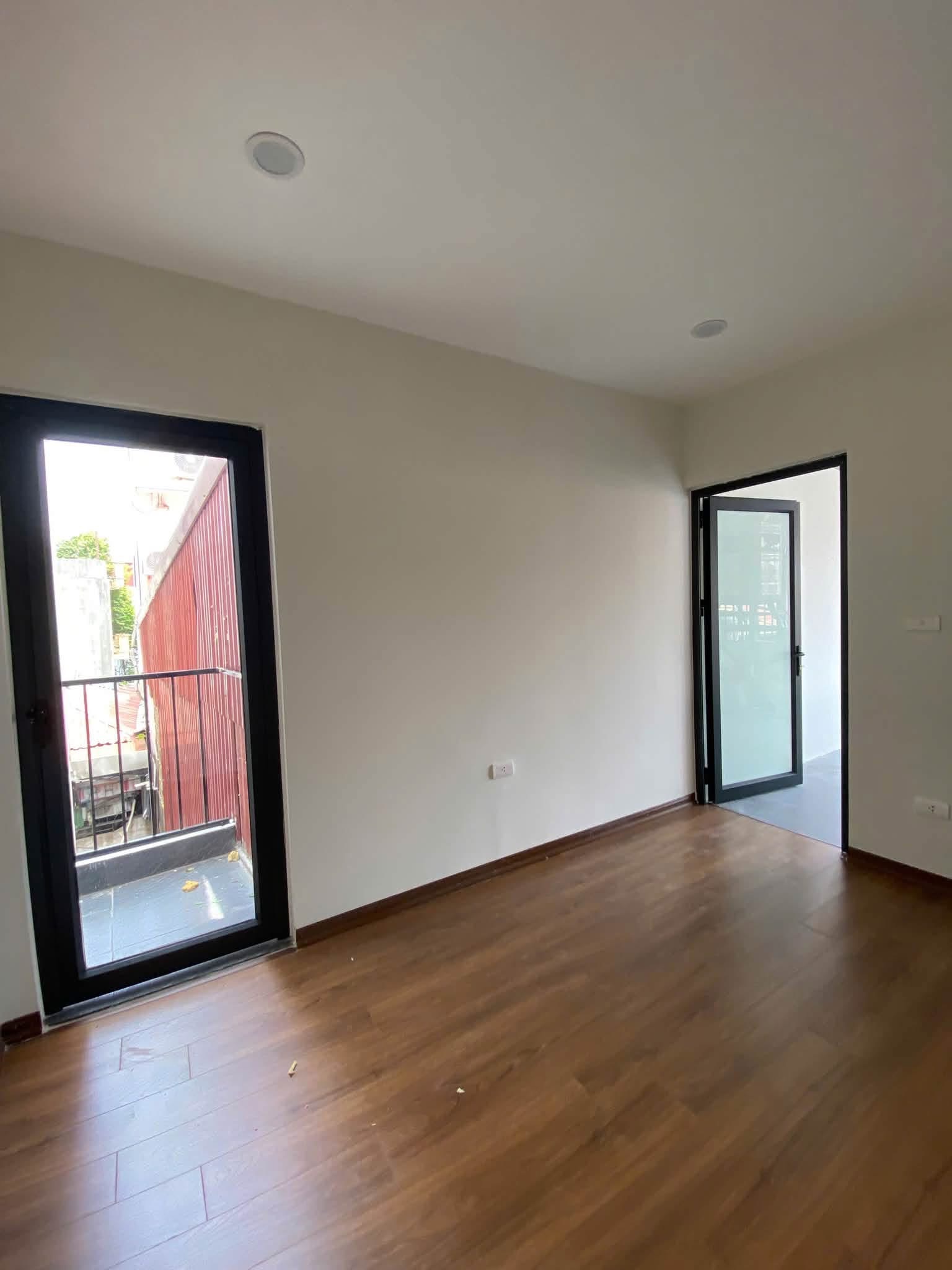 Cho thuê nhà mặt ngõ Kim Mã, Ba Đình - 25m² - 14 triệu/tháng