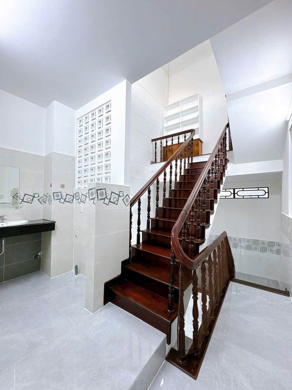 Bán nhà 3 tầng KDC Hàng Bàng, Ninh Kiều, Cần Thơ - 80m² - 4 Tỷ