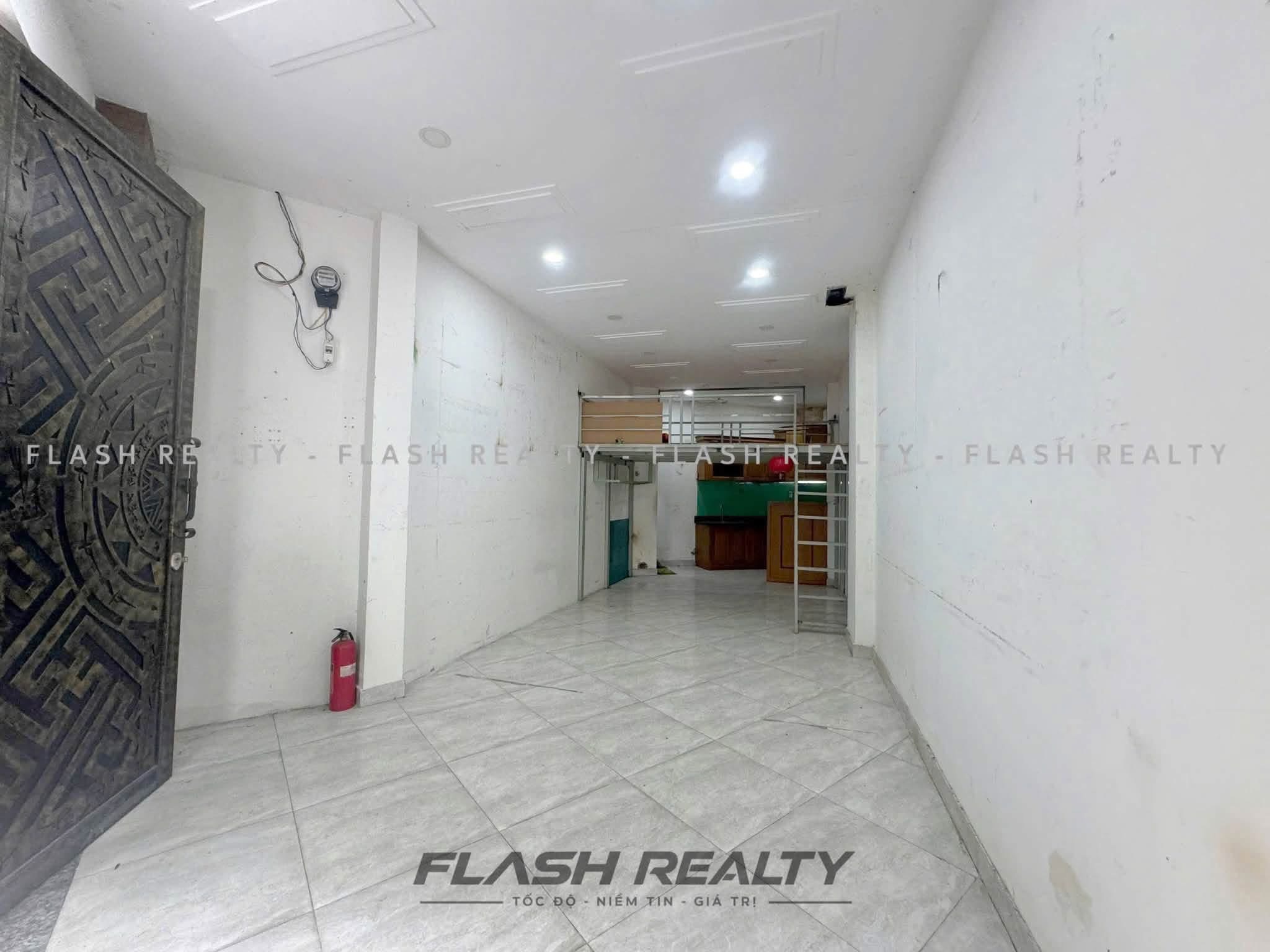Cho thuê mặt bằng Nguyễn Đình Khơi, Tân Bình - 40m²