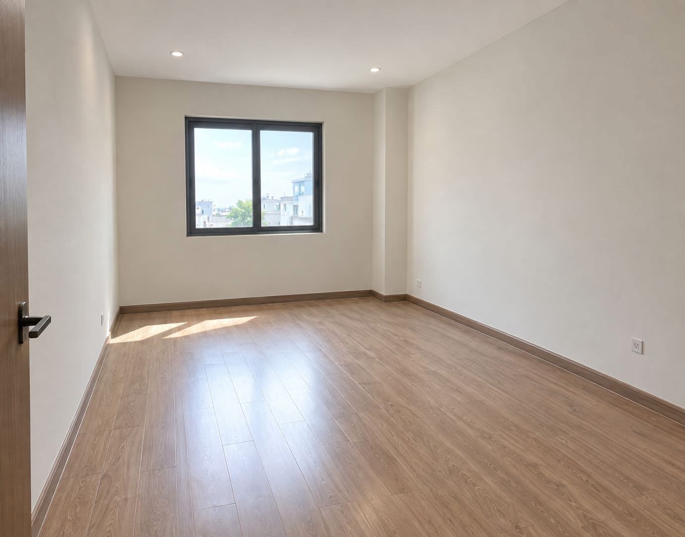 Cho thuê nhà nguyên căn 3 tầng, 2 phòng ngủ gần Hồ Tây - 5 Triệu/Tháng