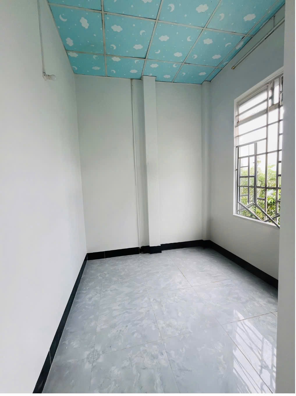 Cho thuê nhà trệt lầu KDC Hồng Loan, Hưng Thạnh, Cần Thơ - 8 Triệu/tháng